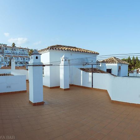 Yucas Playa B&B Benalmádena Exterior photo